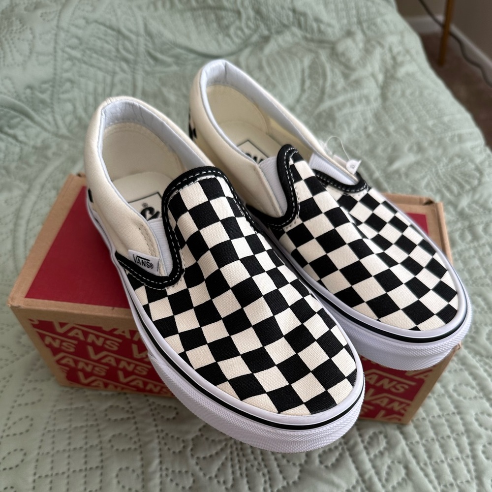 Classic Checkered Slip On Vans